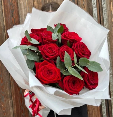 Букет из красных роз «огонь страсти»