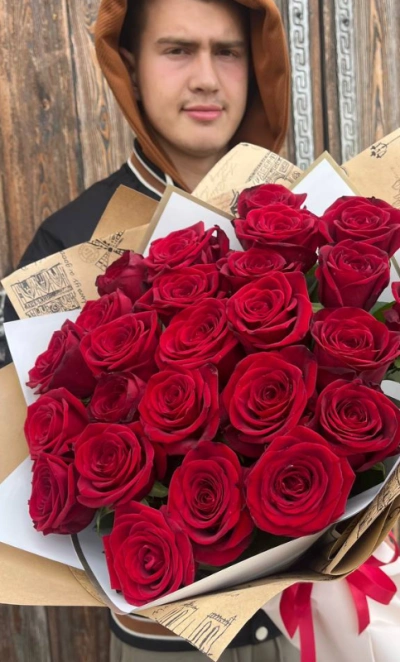 Букет из 25-ти красных роз «Королевский»