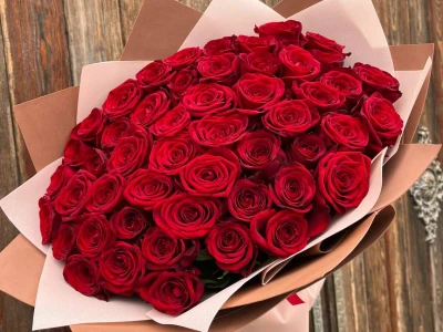 Букет из 51-й розы «Огонь любви»