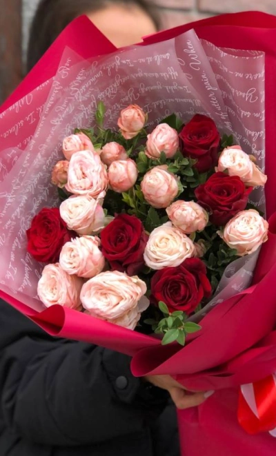 Букет из роз «страсть и нежность»