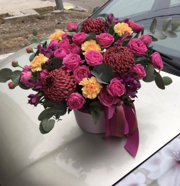 Цветы в шляпной коробке «осенняя роскошь»