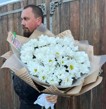 Букет из ромашковой хризантемы «Белое облако»