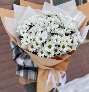 Монобукет из ромашковой хризантемы «поле»