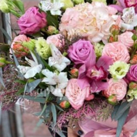 Композиция в шляпной коробке &laquo;ягодный пирог"