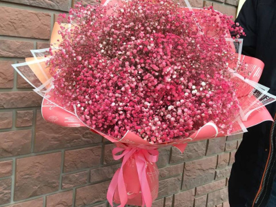 Букет из гипсофилы «рассветное отражение»