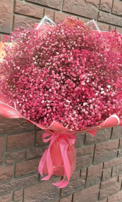 Букет из гипсофилы «рассветное отражение»