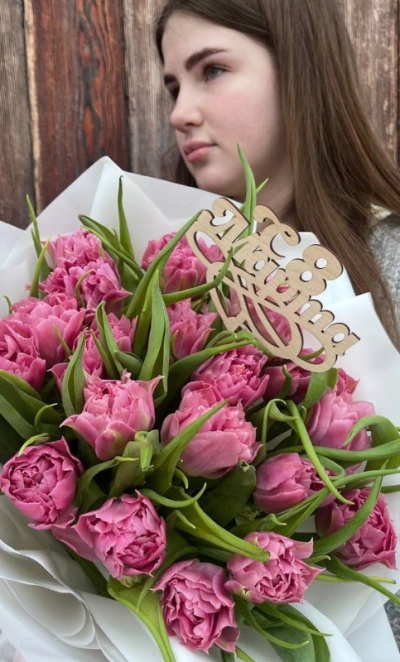 Букет 19 пионовидных розовых тюльпанов
